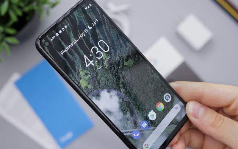 Set up the Pinwheel phone again with the parent account to restore controls. (Image by Unsplash)