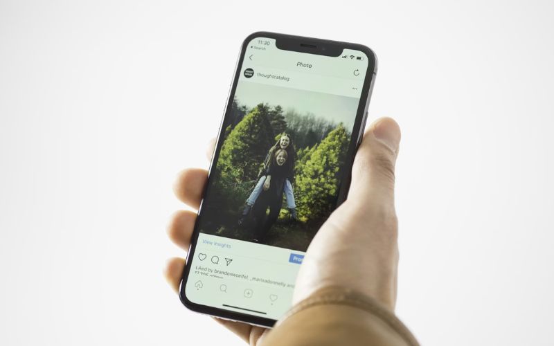 Common reasons your phone gets hot during charging (Image by Unsplash)