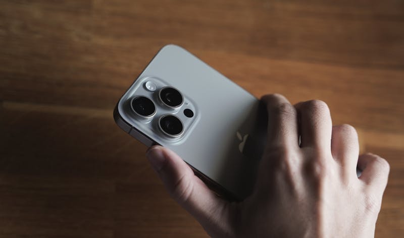 how to get water out of your phone in the 2026