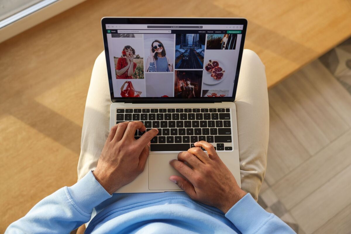 how to clean laptop screen